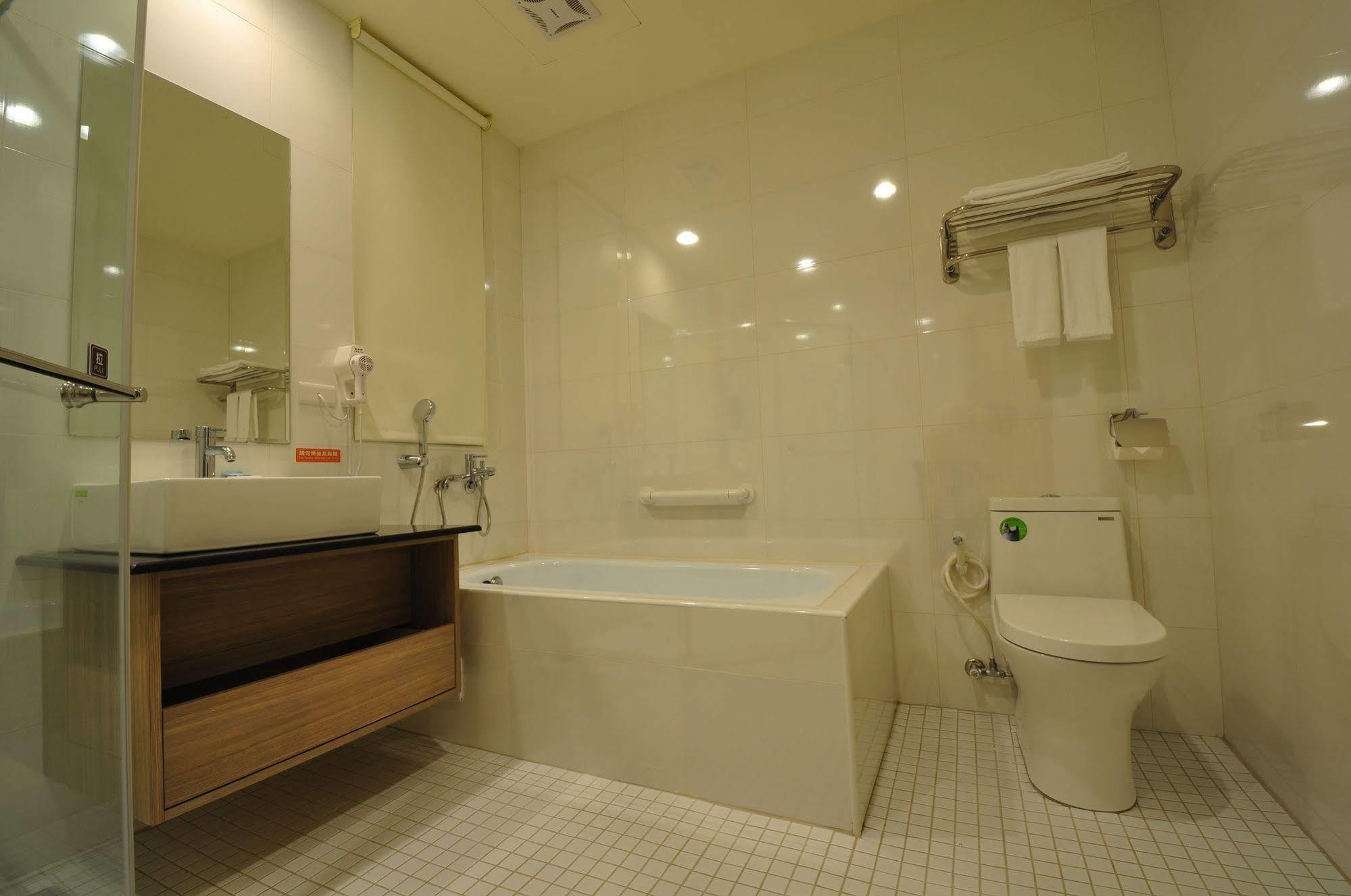 Fupin Hotel Hualien Dış mekan fotoğraf